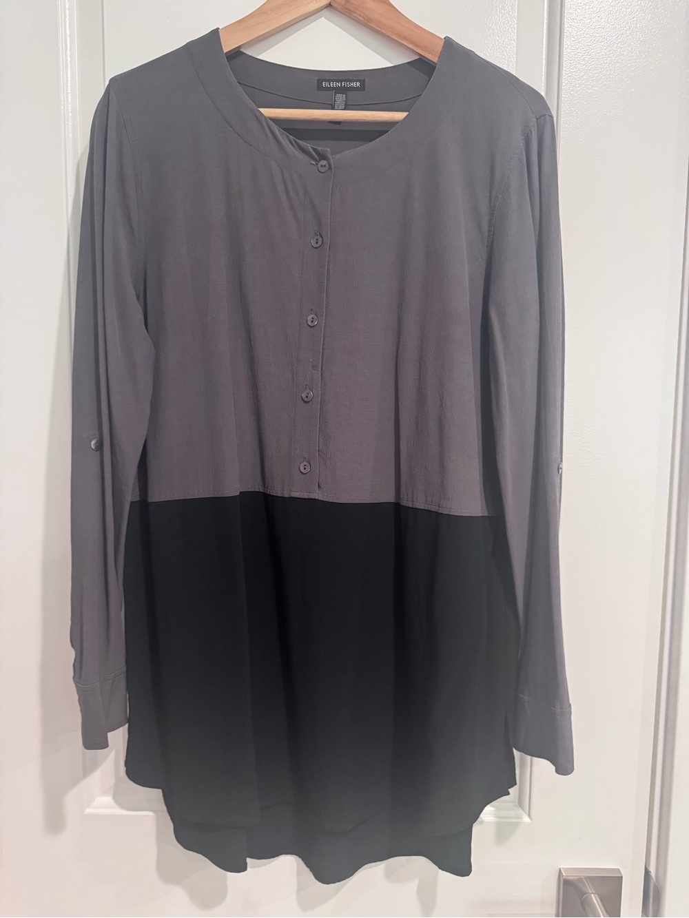 Eileen Fisher Medium Two-Tone Charcoal Gray and Black Long-Sleeve Blouse Tunic